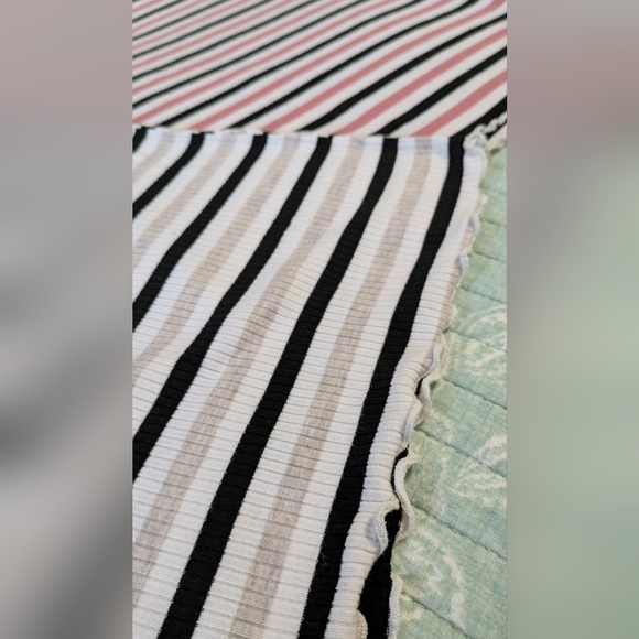 Occasion Striped Tees. 2 Park. Size S - Picture 7 of 9